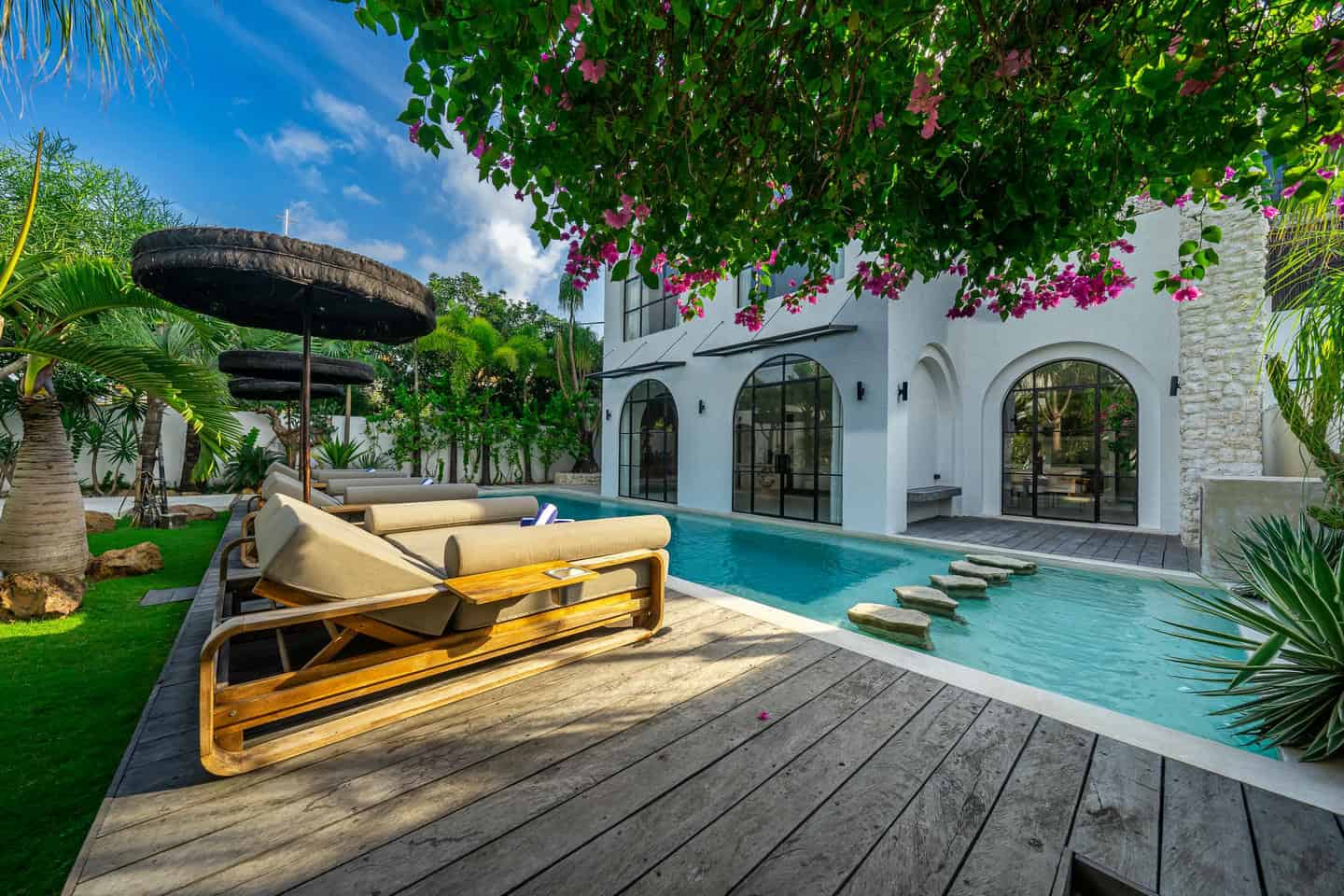 EXCLUSIVE IBIZA STYLE 5 BEDROOM VILLA FOR SALE LEASEHOLD IN BERAWA BE-140 